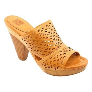 Frye Tan Heeled Sandals
